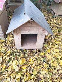 cuccia per cani in legno 