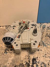 Millennium falcon star wars hasbro 2011