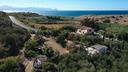 lotto-terreno-panoramico-con-casetta