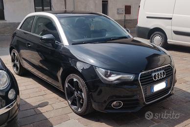 Audi A1 1.6 TDI 105cv Ambition (2011) - Bicolore