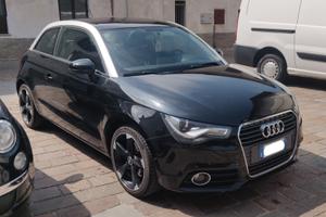 Audi A1 1.6 TDI 105cv Ambition (2011) - Bicolore