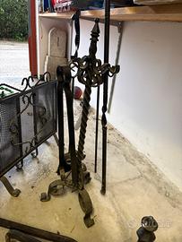 Accessori camino in ferro battuto
