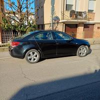 Chevrolet Cruze LT diesel km 162000  € 2500