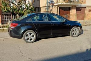 Chevrolet Cruze LT diesel km 162000  € 2500
