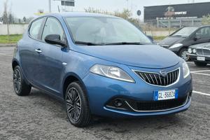 Lancia Ypsilon 1000 FIRE FLY ECO CHIC SILVER