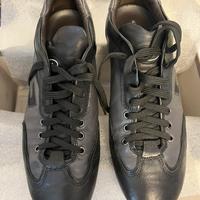 Scarpa stringata