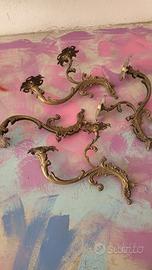 antico lampadario in ferro