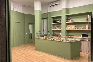 Gastronomia pizzeria con cappa carboni attivi