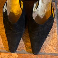 Scarpa campscio nero con  inserto trasparente nel