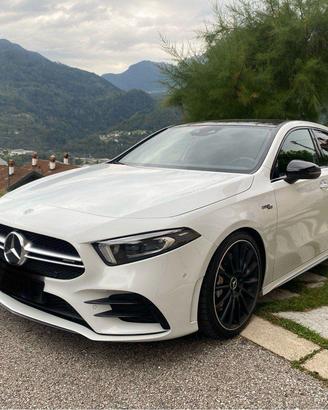 MERCEDES A 35 AMG 4Matic
