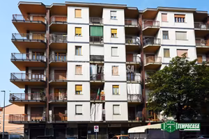 3 LOCALI RISTRUTTURATO