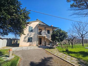 VILLA SINGOLA A MONTEFALCO