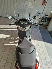Piaggio Beverly 300 HPE