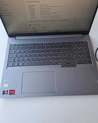 computer portatile Modello Lenovo 