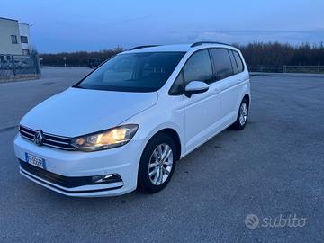 Volkswagen Touran ..7 Posti..2016 diesel 1.6 euro 
