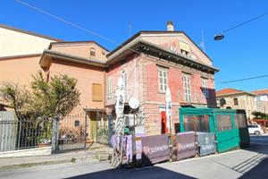 3 LOCALI A PORTO SANT'ELPIDIO