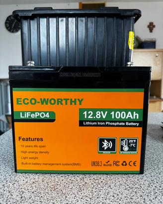 Battera 100Ah e caricabatterie 20A