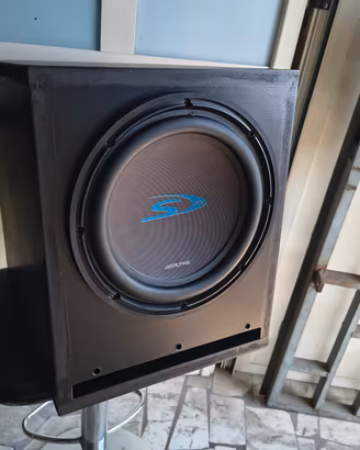subwoofer Alpine 