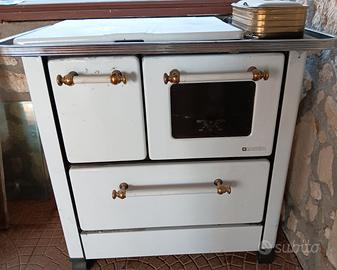 Cucina economica a legna