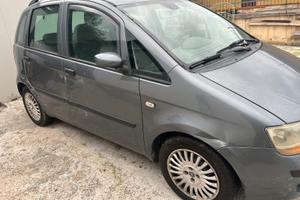 Fiat idea per neopatentati multijet