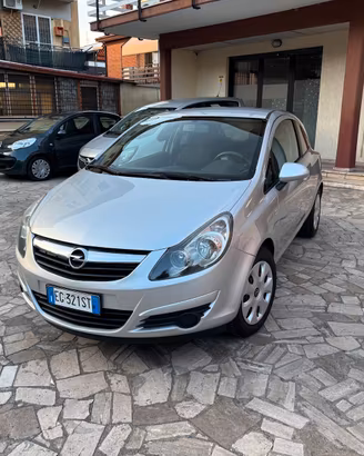 Opel Corsa 1.2 3 porte Club