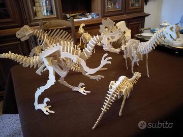 SCHELETRI DINOSAURI IN LEGNO
