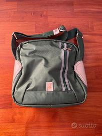 Borsa a tracolla Zippo verde e rosa stile Y2K 