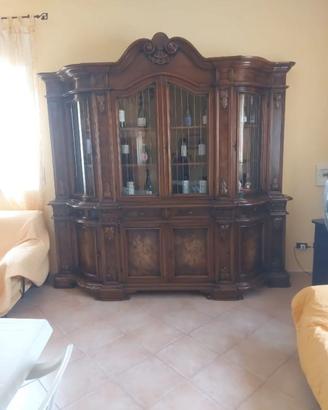 Mobile Barocco in legno massello anni ‘70