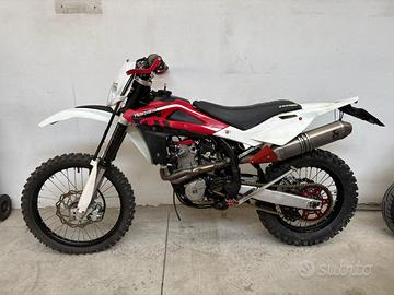 Husqvarna , Valuto permuta  con vespa 50 Special