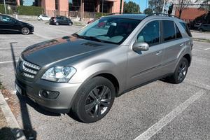 ML 3000 V6  W164