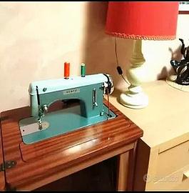 MACCHINA da CUCIRE Revisionata. FUNZIONANTE