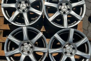 Cerchi in lega mercedes
