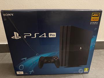 PlayStation 4 Pro 1Tb 2 controllers + accessori