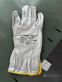 Stock guanti lavoro