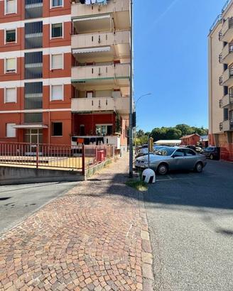 Box / Garage di 25 m² a Biella