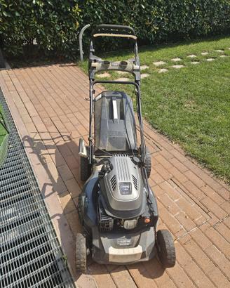 Rasaerba trazionato Blackstone SP530 Deluxe