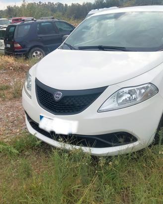 Lancia Ypsilon 1.2 69 CV 5 porte GPL Ecochic Gold