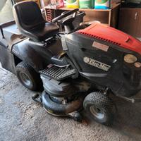 Trattorino tagliaerba oleo mac 123/22