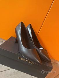 Scarpe con tacco nuove