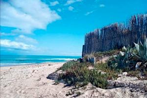 Tocca il mare con un dito Vicini San Vito lo Capo