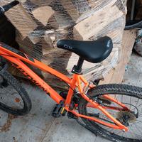 MTB taglia S - adatta per 150-165cm