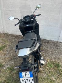 Honda Integra 750 - Apri