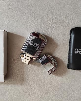 accendino con custodia a benzina