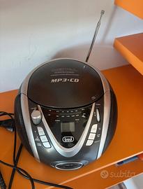Radio portatile e MP3/CD player