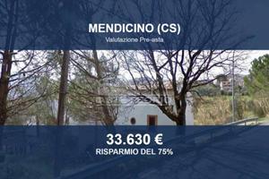 Immobile in asta di 260 m² con più di 5 locali a M