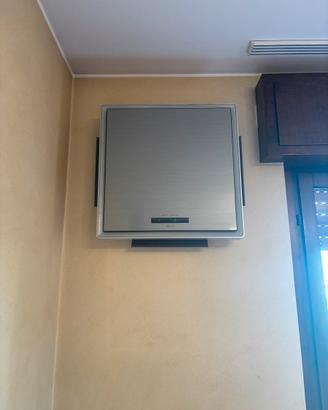 Condizionatore LG quadrato grigio specchiato 12000