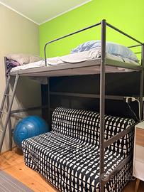 Letto a castello singolo con materasso