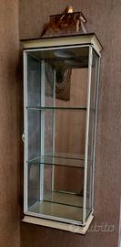 Vetrina portaoggetti