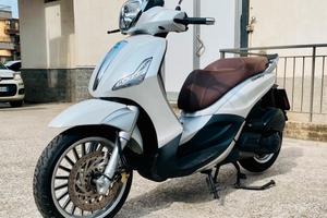 Beverly 300 abs