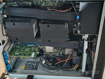 Coppia CPU Intel Xeon E5-2687W v2 (16C/32T) LGA201